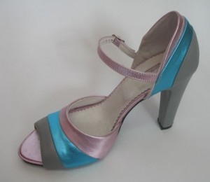 Smiling Shoes - 190 lei