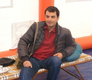 Lucian Mandruta, refugiat pe Insula Trandafirilor