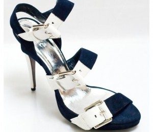 EXTE (DS.ro) - 581 lei