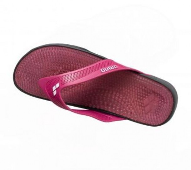 Slapi Arena (3SuiSSes.com.ro) - 135 lei