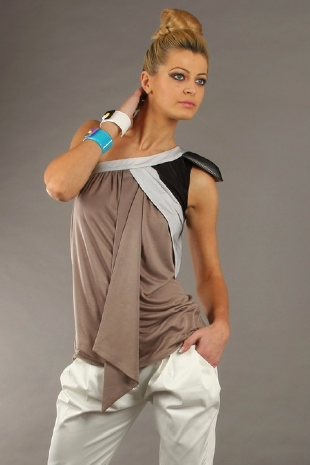 FashionUp.ro - 240 lei