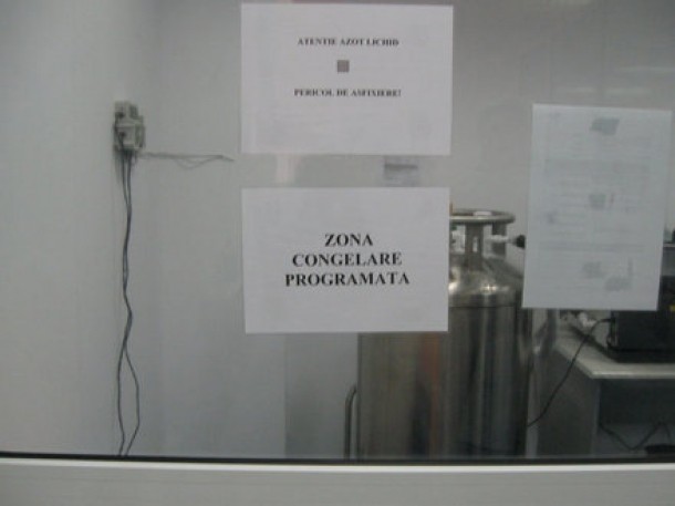 1.Zona de inghetare si depozitare a probelor. Celulele stem sunt pastrate la -196 grade Celsius