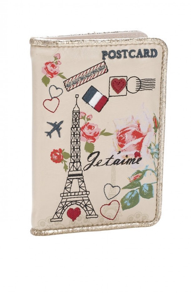 Accessorize - 55,5 Lei.