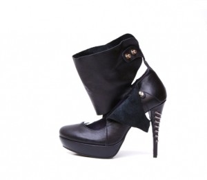 Mihaela Glavan - 700 ron