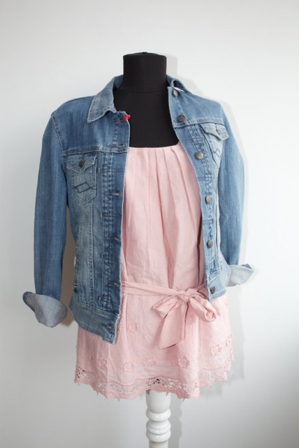 Sprider Stores - top dantela sparta + geaca jeansi 50 + 100 RON