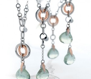 Colier din argint acoperit selectiv cu aur roz 18 kt, aquamarine natural si 0,03 kt diamante (910 lei - MONDO GIOIELLI, YOU&ME)