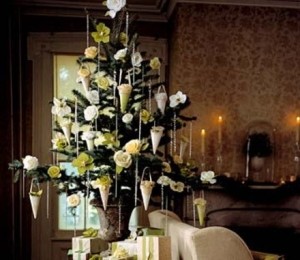 Trandafiri in pomul de Craciun