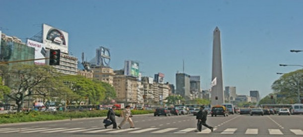 Cea mai lata strada din lume - 9 de Julio Avenue