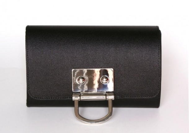 sepala by mihaela glavan 250ron