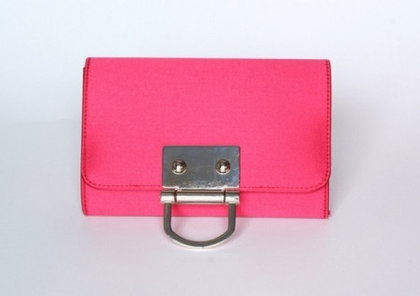 sepala by mihaela glavan 250 ron