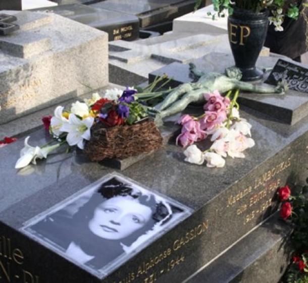 Le P?re-Lachaise, mormantul lui Edith Piaf