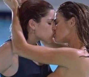 Wild Things (Denise Richards and Neve Campbell)