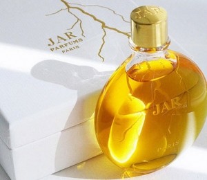 Jar "The Bolt of Lightening"