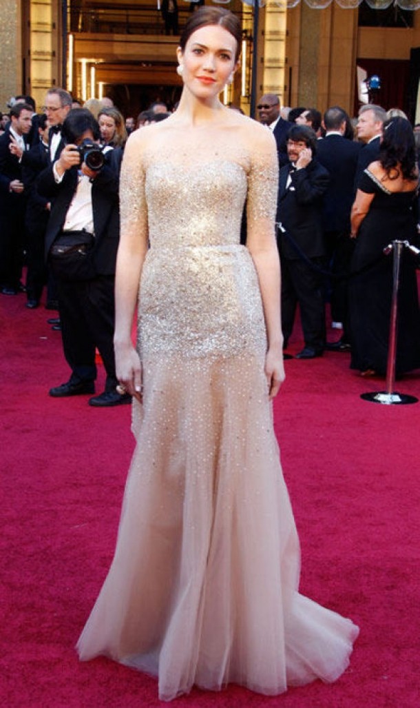 Mandy Moore intr-o rochie Monique Lhuillier