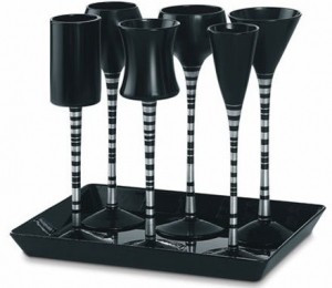 Set de pahare (http://www.fungift.ro/magazin-online-cadouri/Nu-ma-uita-Set-de-pahare-p-17125-c-261-p.html) - 80.00 Lei