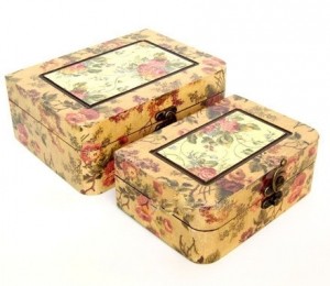 Set de cutii pentru bijuterii (http://www.allstyle.ro/set-de-cutii-inflorate.html) - 96.00 Lei