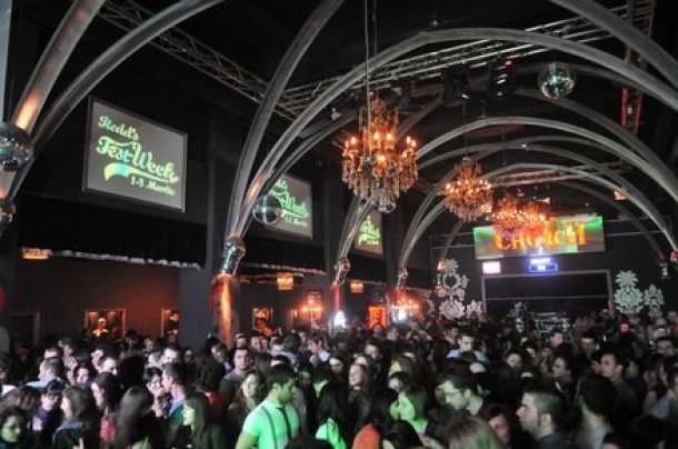 JK as Robbie Williams in Silver Church