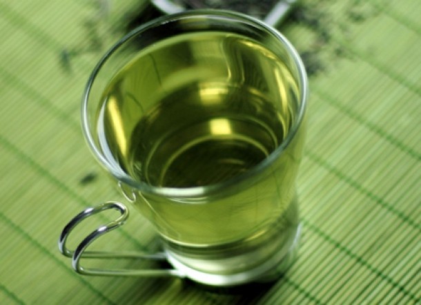 cura de slabire cu ceai verde si lapte)
