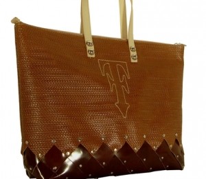 Tom Florian - 390 lei