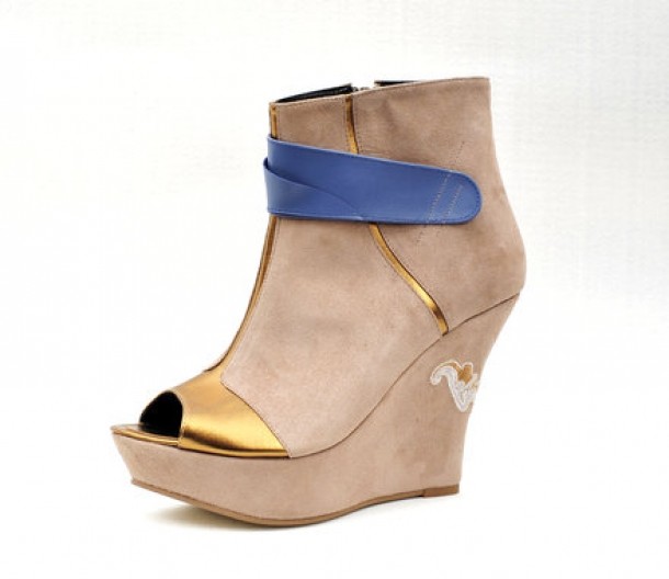 Mihaela Glavan -  650 ron