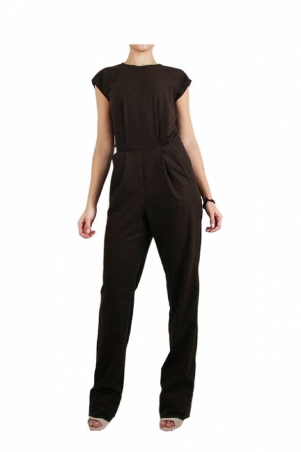 Claudia Castrase - 600 lei