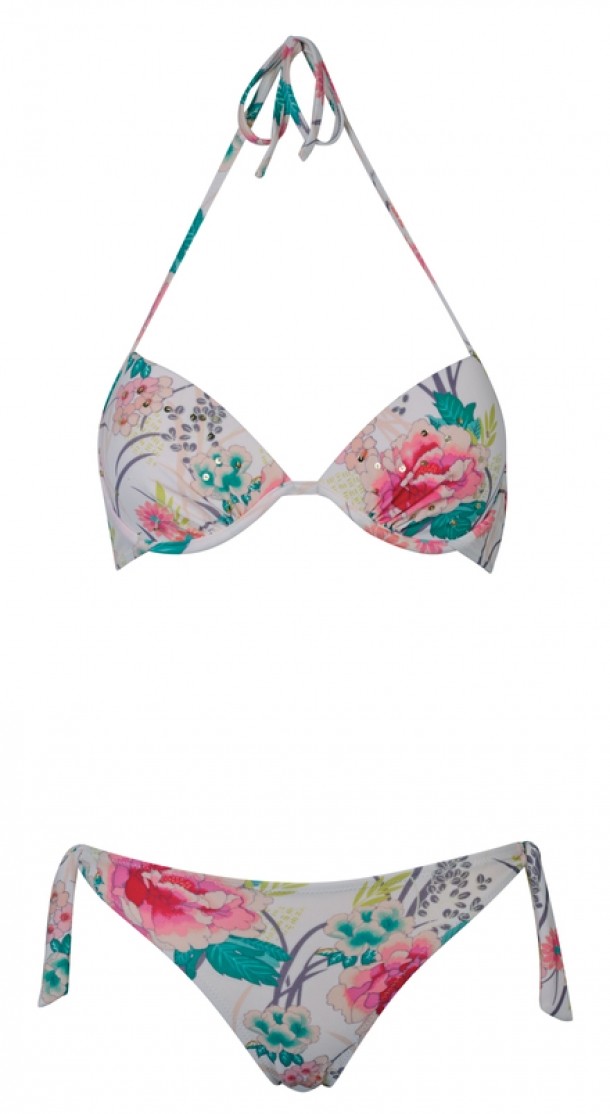 Accessorize - Top 99 lei; Slip 92,75 lei