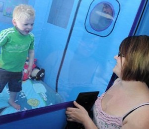 Josh Hodkins in noul patut special amenajat pentru el