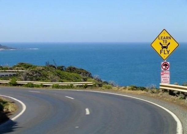 Sper ca stie masina ta sa zboare!