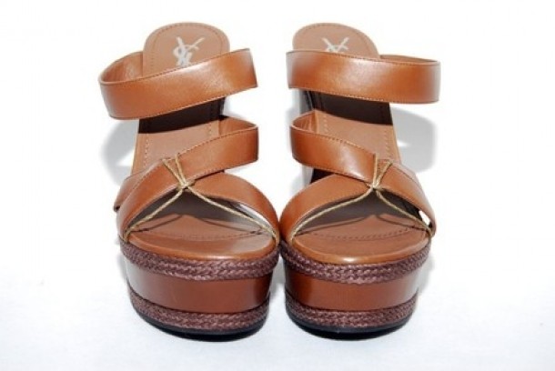 Yves Saint Laurent (victoriaoutlet.ro) - 859 lei