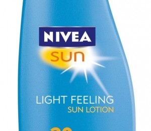 Noua lotiune de plaja NIVEA SUN Light Feeling FPS 30 - 35.42 lei