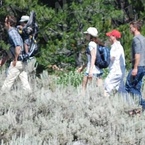 Ryan Reynolds si Sandra Bullock in Wyoming