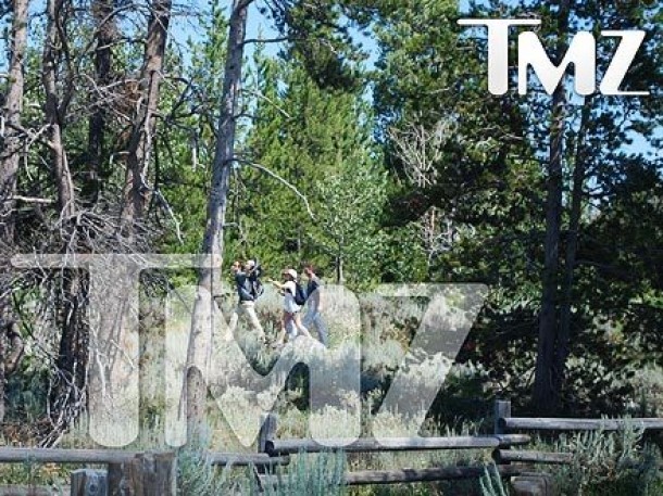 Ryan Reynolds si Sandra Bullock in Wyoming