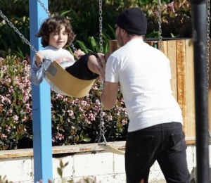 Blue Angel fiul lui David Howell Evans, membru U2