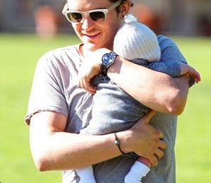 Orlando Bloom si Flynn.jpg