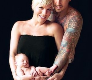 Pink si Willow Sage.