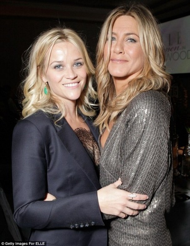 Jennifer Aniston si Reese Witherspoon
