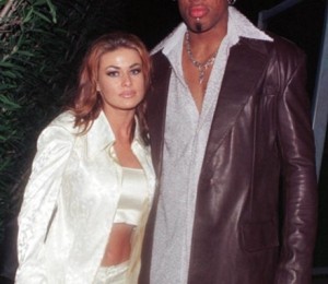 Dennis Rodman si Carmen Electra
