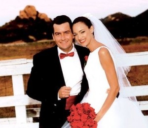 Charlie Sheen si Donna Peele