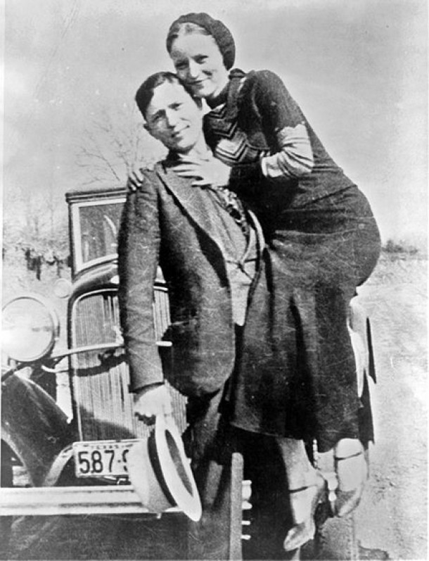 Bonnie Elizabeth Parker si Clyde Chestnut Barrow