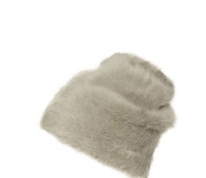 Caciula blana Zara 89.00 RON