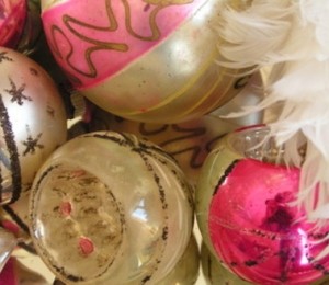 Globuri hand-made 25 lei / bucata