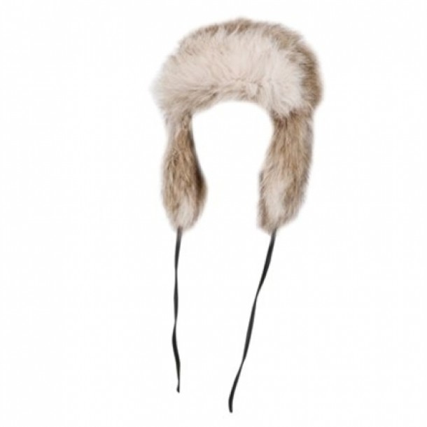 Caciula blana artificiala pimkie.fr 14.99 EUR