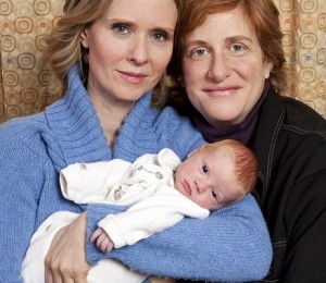 Cynthia Nixon, Christine Marinoni si fiul lor, Max
