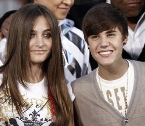 Paris Jackson si Justin Bieber