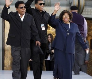 Katherine, Tito si Jackie Jackson