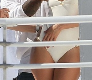 Jennifer Lopez pentru Mario Testino