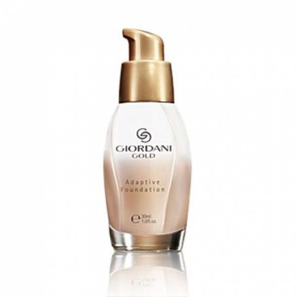 Fond de ten cu proprietati adaptabile Giordani Gold - Oriflame - 29,99 Lei