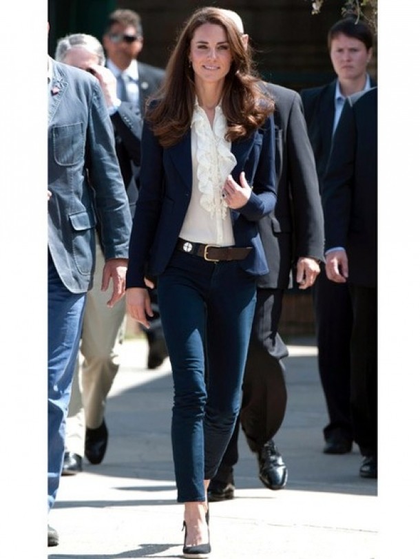 Kate Middleton in vizita in Canada
