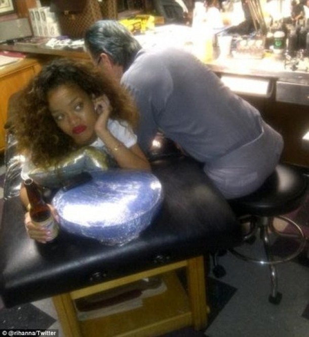 Rihanna si Mark Mahoney