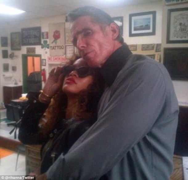 Rihanna si Mark Mahoney